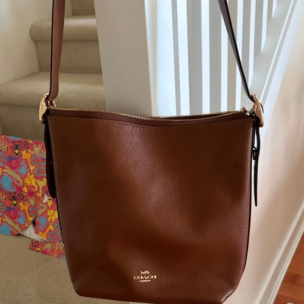 Coach Val Duffle Shoulder Bag Redwood Brown w Gold Pebbled Leather EUC - Picture 11 of 16